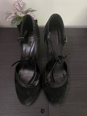 Classic Black Women’s Mary Jane t strap Heels